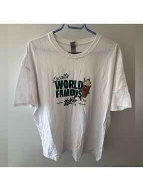 Gildan White T-Shirt Dark Green Graphic